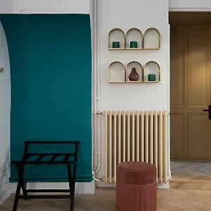 romantic-flat-in-the-heart-of-the-city.fr-provencehotel.com/