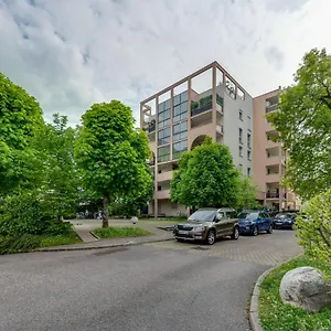 Le Parc Des Raisses - T2 Pouvant Accueillir 4 Personnes Appartement